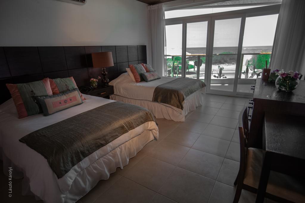 Iguana Crossing Boutique Hotel Puerto Villamil Εξωτερικό φωτογραφία