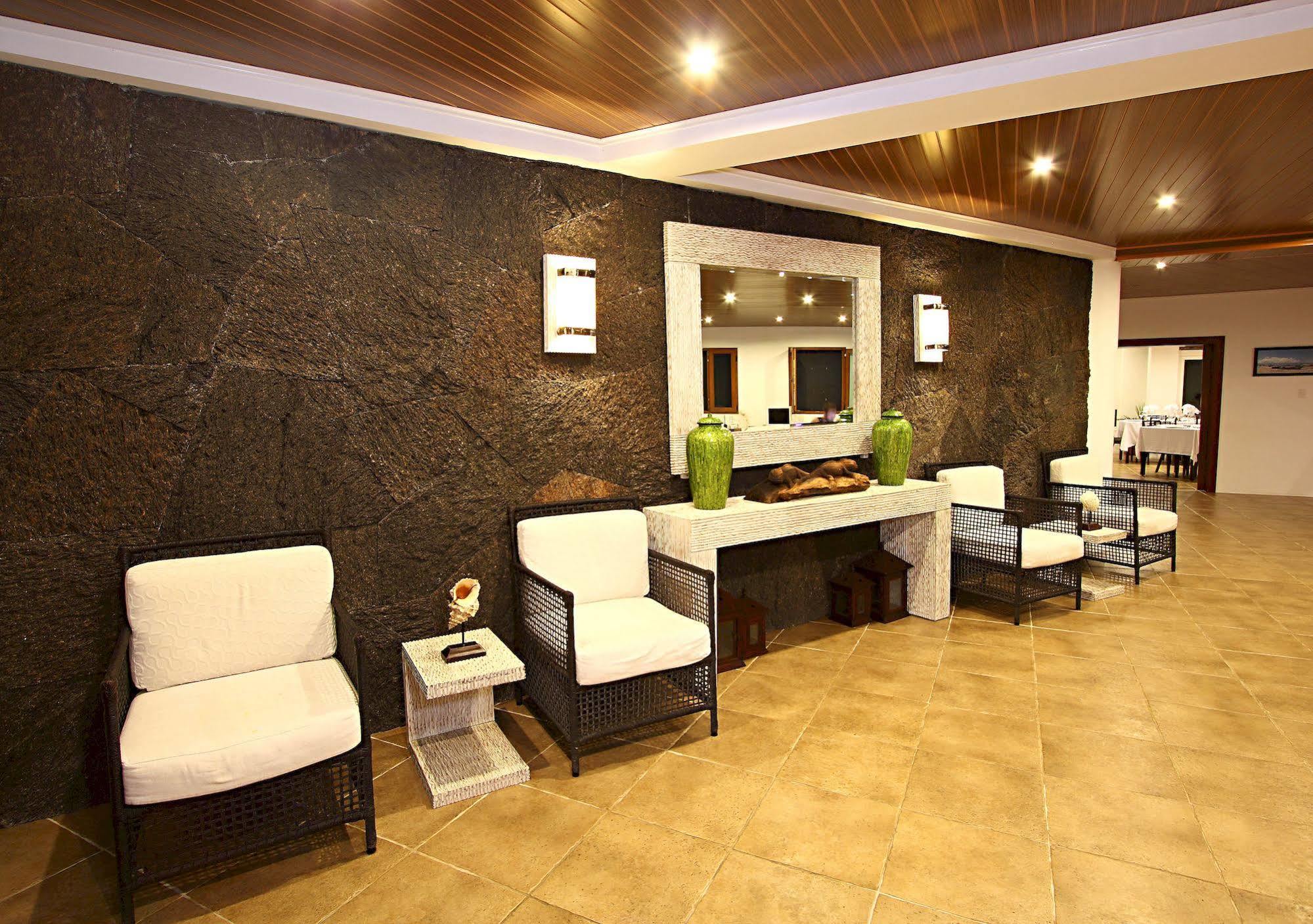 Iguana Crossing Boutique Hotel Puerto Villamil Εξωτερικό φωτογραφία
