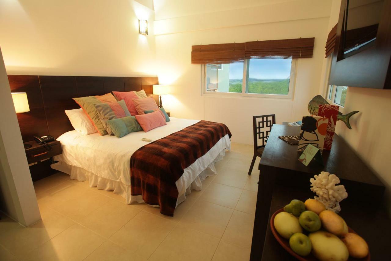 Iguana Crossing Boutique Hotel Puerto Villamil Εξωτερικό φωτογραφία